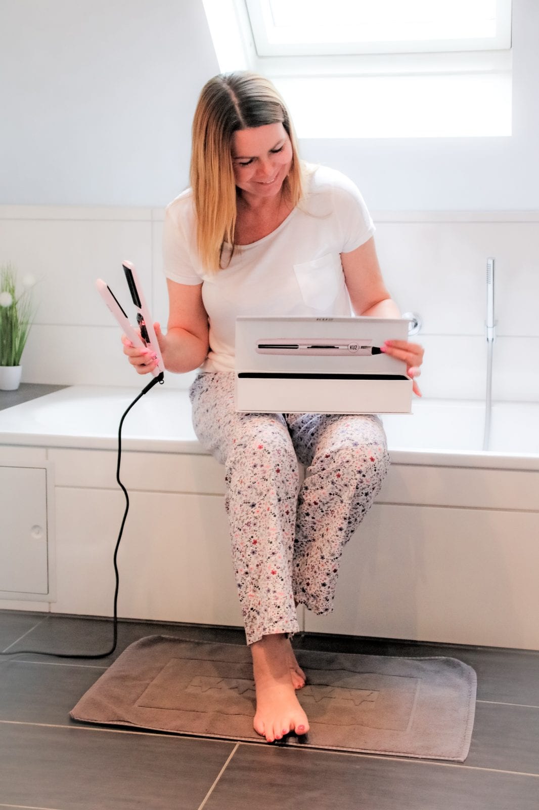 KU2 Cosmetics Glätteisen